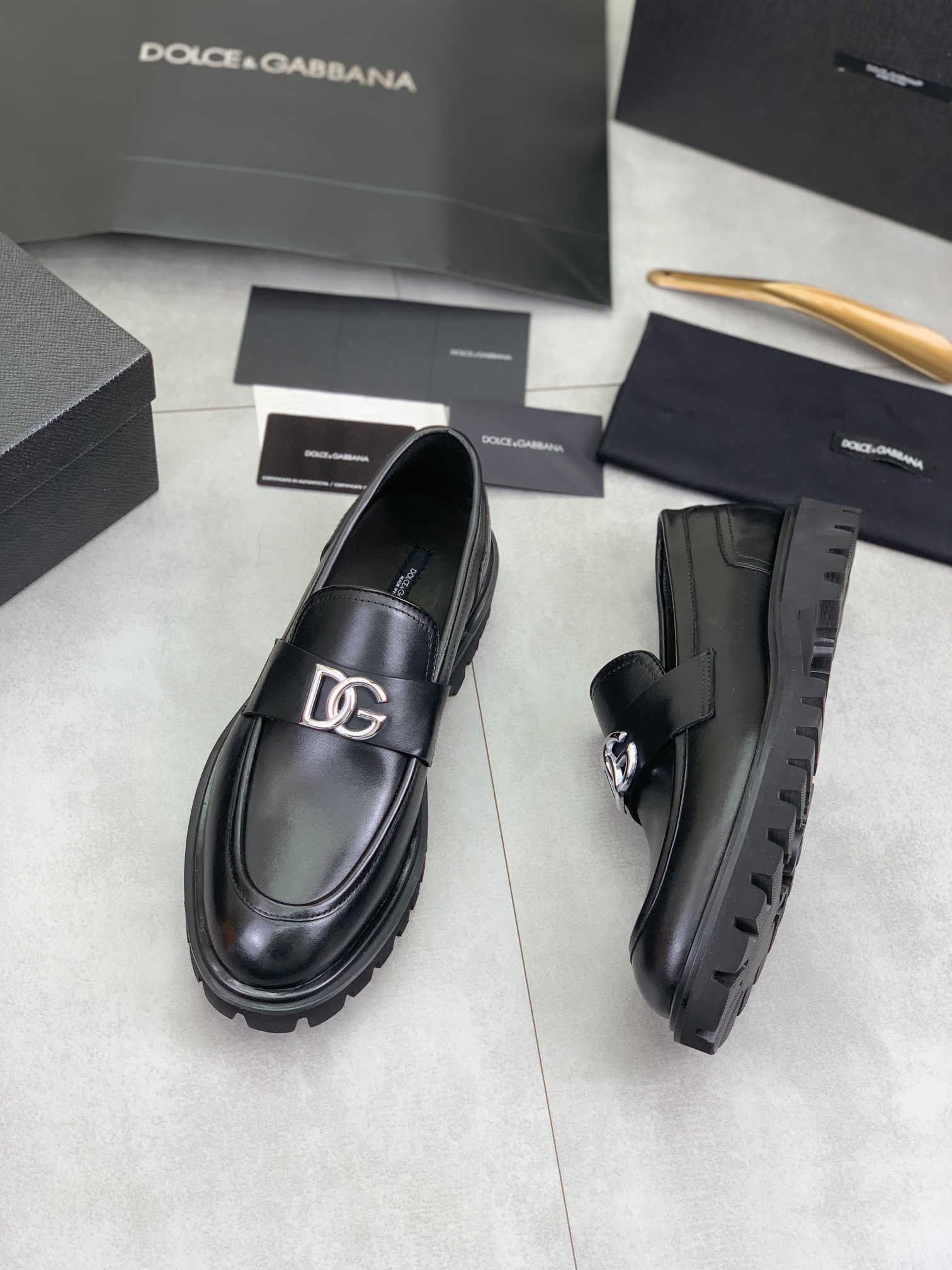 olce & Gabbana shoe